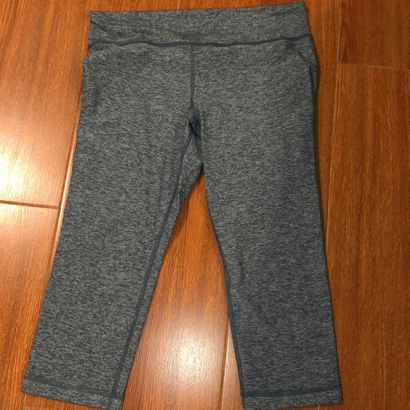 Cropped leggings - Picture 2 of 2